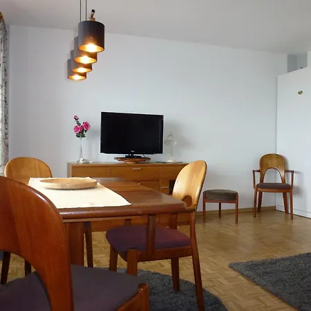 Atlantischer Hof 29, Koenigstrasse Apartment *